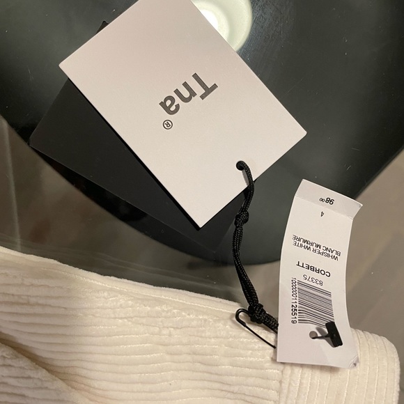 Aritzia - TNA Corbett Pants Size 4. - Picture 2 of 2